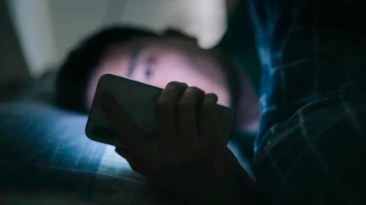 using your phone at night