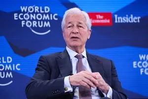 سد محکم جیپی مورگان مقابل ایجنتهای هوش مصنوعی؛ ورود باتهای متفرقه به حساب مشتریان ممنوع شد!