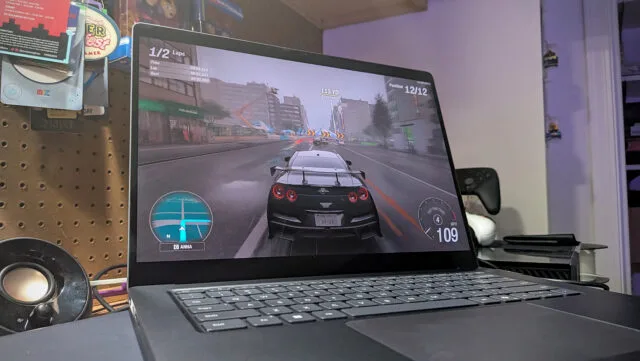 اجرای بازی مسابقهای Forza Horizon 6 روی نمایشگر لپتاپ