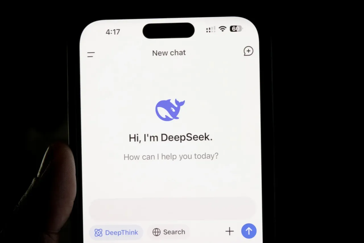 نخستین نشانههای مدل DeepSeek V5 در کدهای رسمی گیتهاب رویت شد
